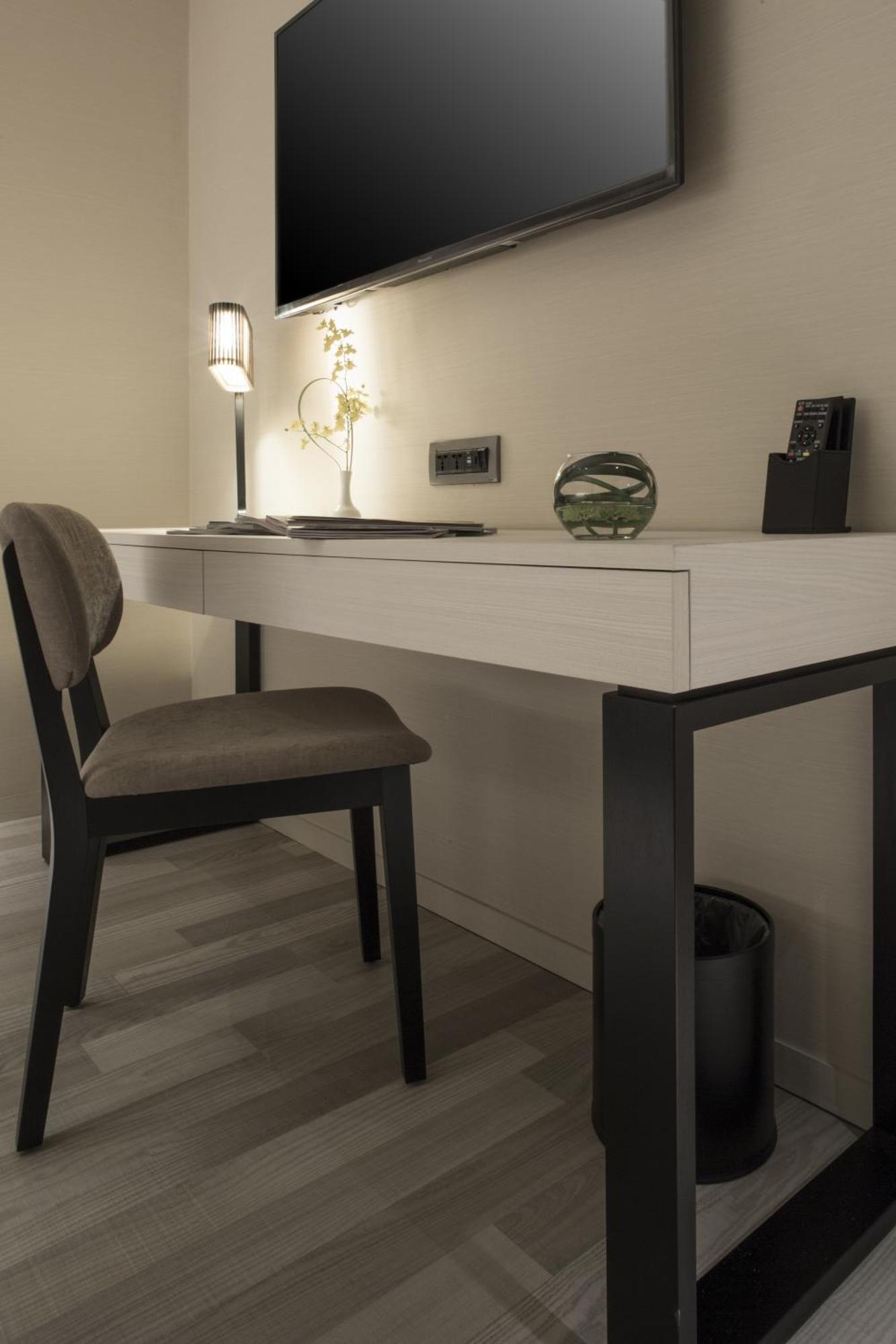 Riverview Suites Taipei Room photo