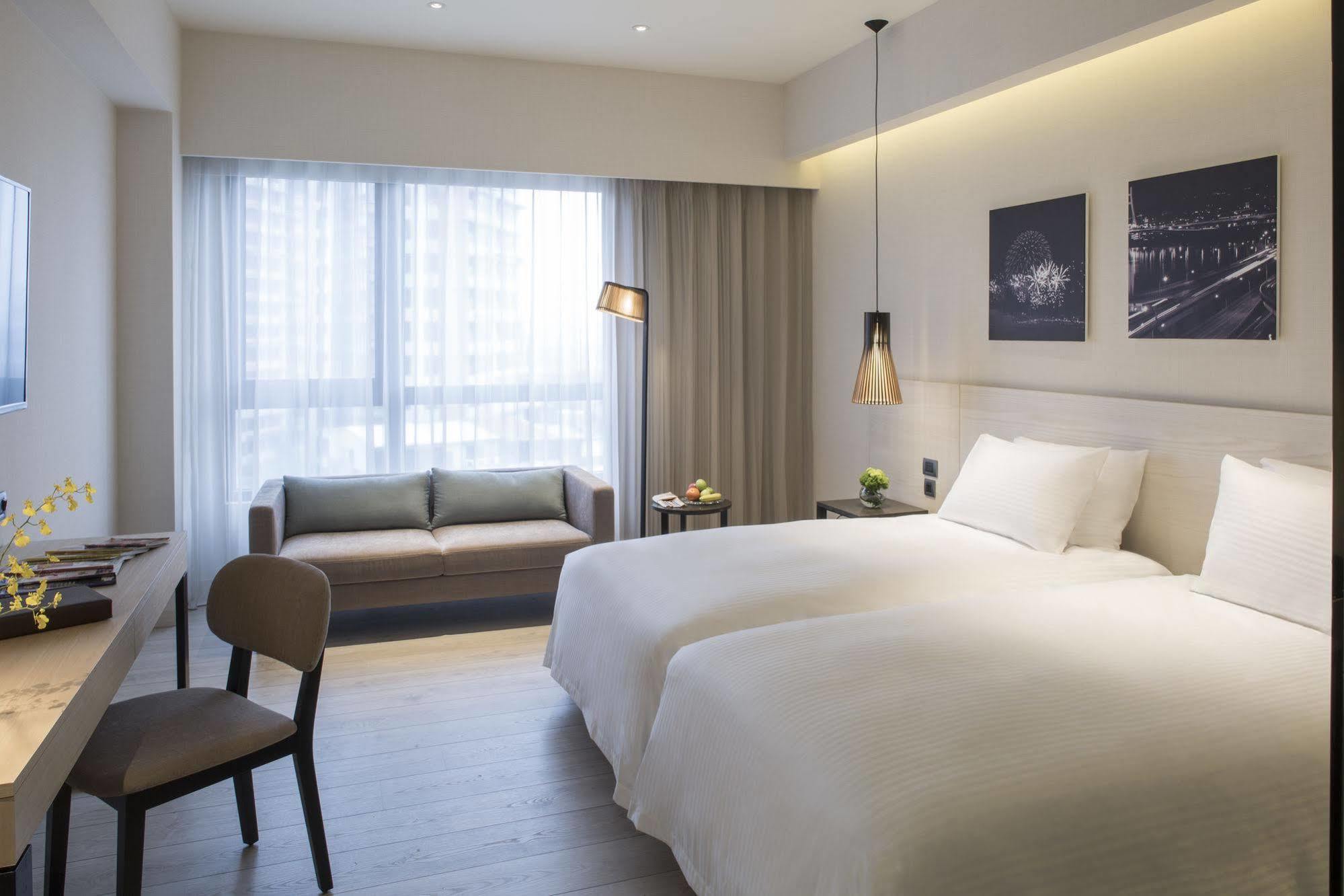 Riverview Suites Taipei Exterior photo
